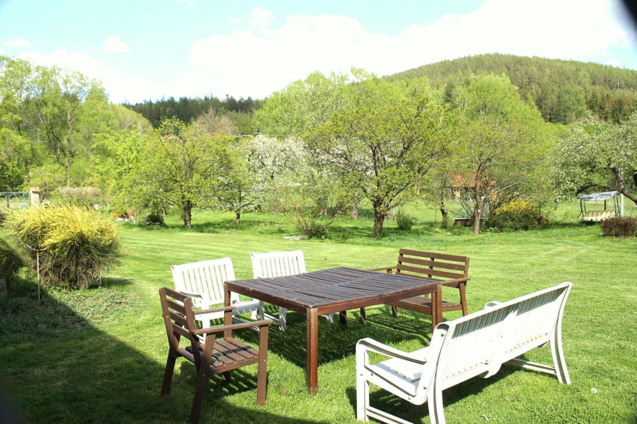 Statek Křížové pole Apartamento Vyšší Brod Exterior foto